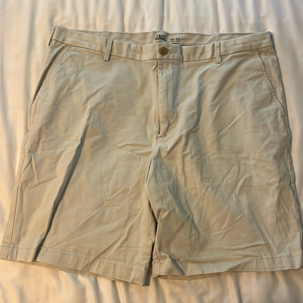 Izod Shorts size 40 with 9.5inch inseam